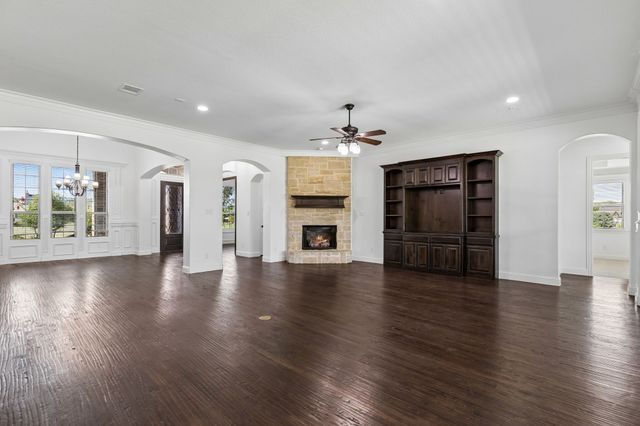 212 W Aurora Vista Trail, Aurora, TX 76078