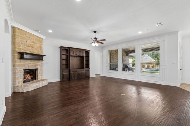 212 W Aurora Vista Trail, Aurora, TX 76078