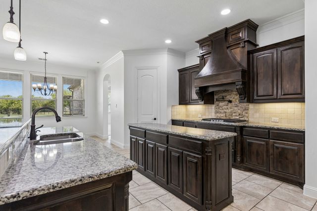 212 W Aurora Vista Trail, Aurora, TX 76078