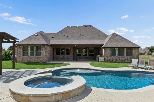 212 W Aurora Vista Trail, Aurora, TX 76078