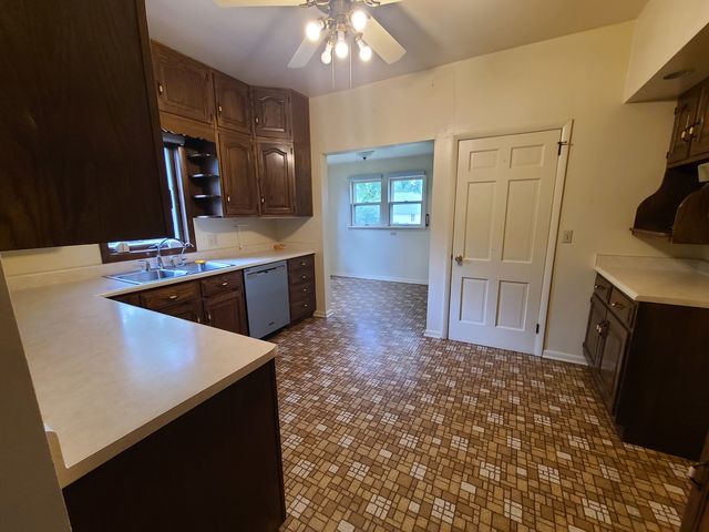 603 7th Avenue, Sterling, IL 61081