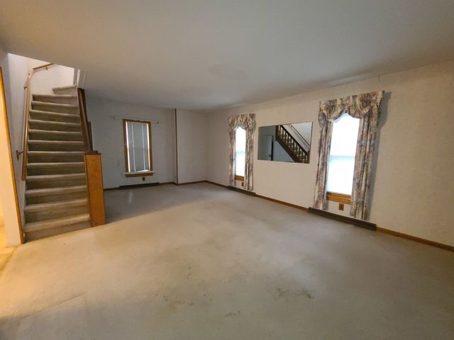 603 7th Avenue, Sterling, IL 61081