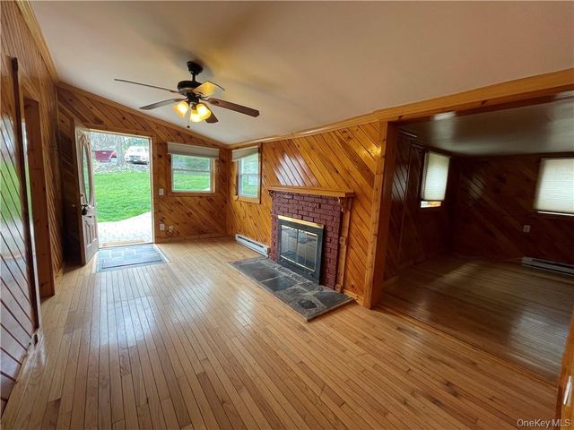 22 Lake Avenue, Monroe, NY 10950