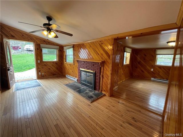 22 Lake Avenue, Monroe, NY 10950