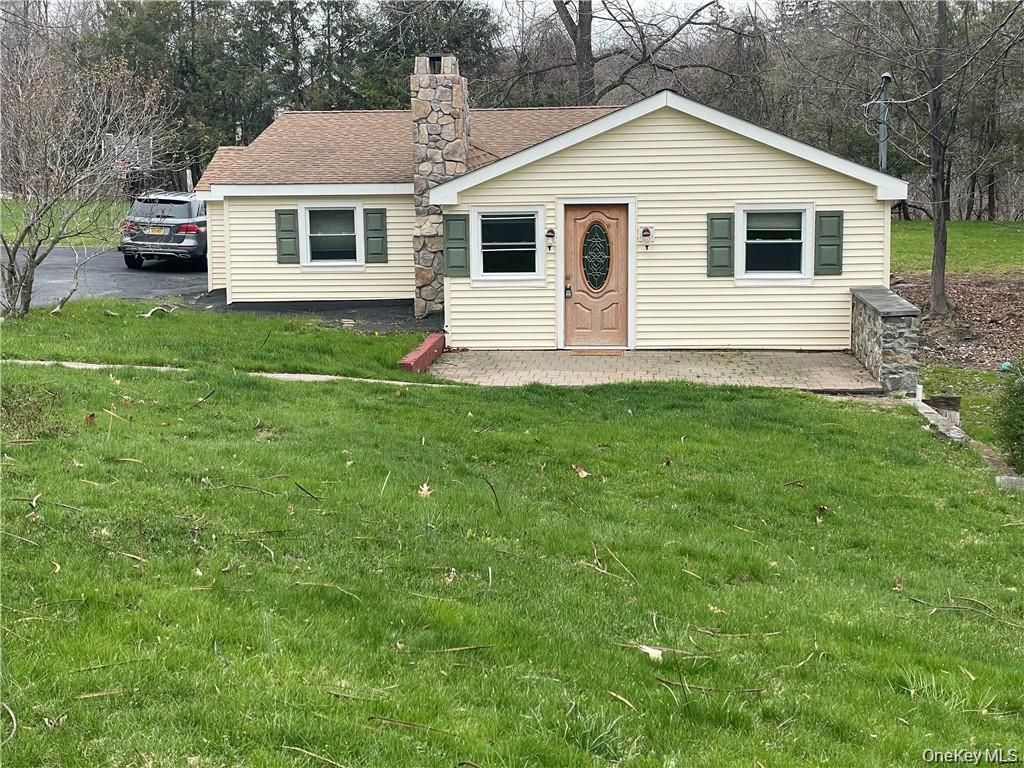 22 Lake Avenue, Monroe, NY 10950