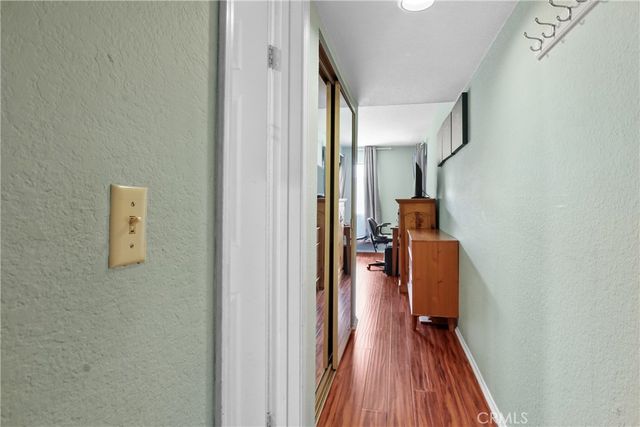 2101 E 21st 102, Signal Hill, CA 90755