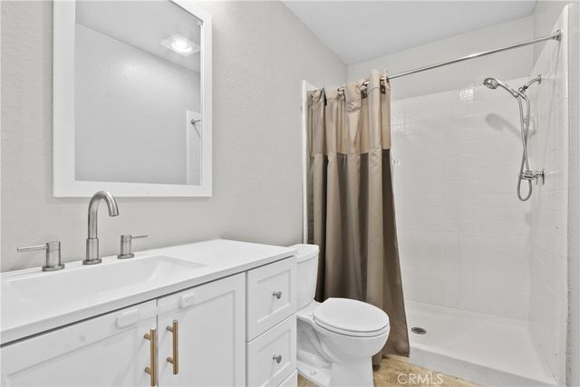2101 E 21st 102, Signal Hill, CA 90755