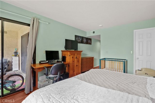 2101 E 21st 102, Signal Hill, CA 90755
