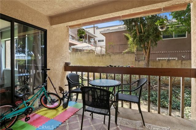 2101 E 21st 102, Signal Hill, CA 90755