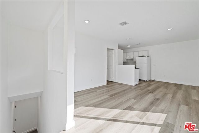 721 Beloit Avenue, Los Angeles, CA 90049