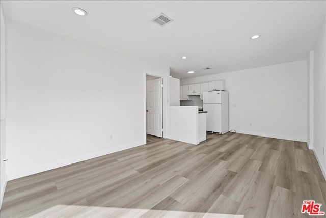 721 Beloit Avenue, Los Angeles, CA 90049