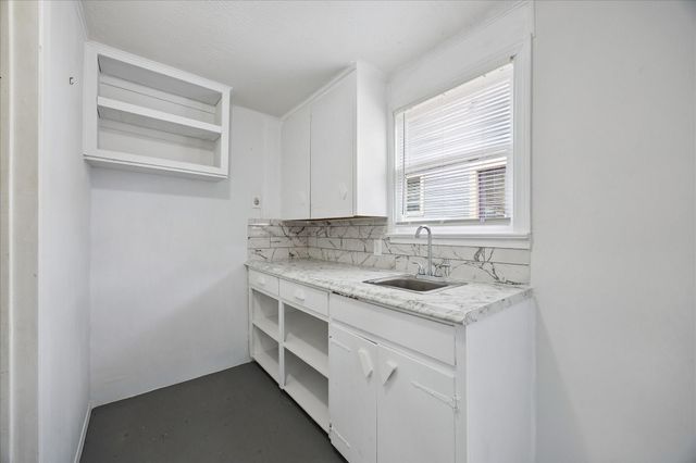 518 W 14th Street W, Houston, TX 77008