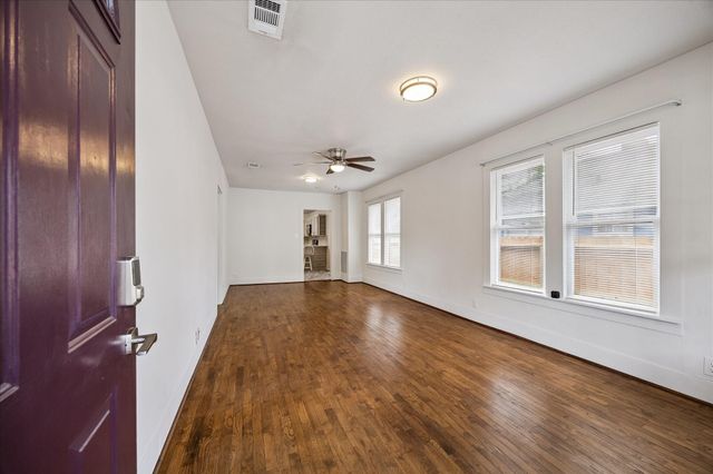 518 W 14th Street W, Houston, TX 77008