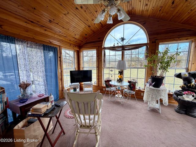 6486 Cedar Grove Rd, Shepherdsville, KY 40165