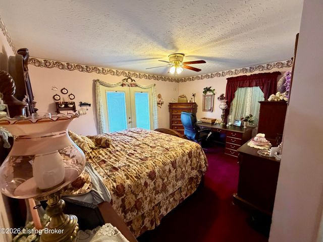 6486 Cedar Grove Rd, Shepherdsville, KY 40165