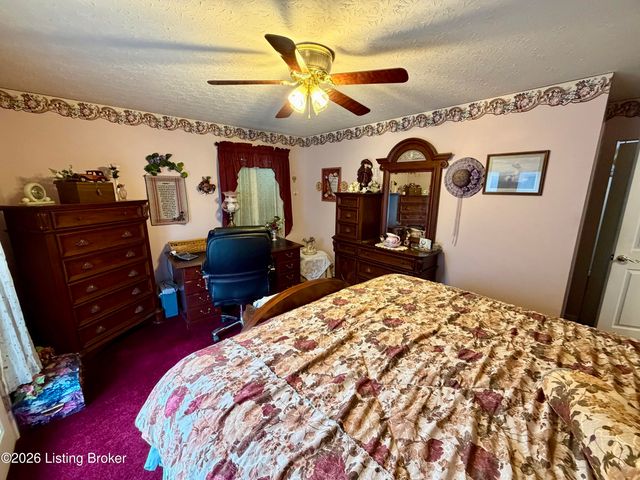 6486 Cedar Grove Rd, Shepherdsville, KY 40165