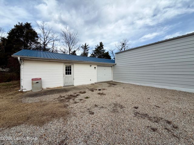 6486 Cedar Grove Rd, Shepherdsville, KY 40165