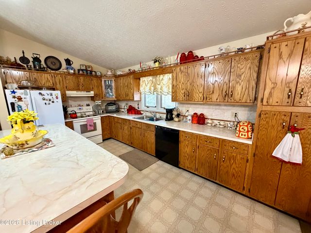 6486 Cedar Grove Rd, Shepherdsville, KY 40165