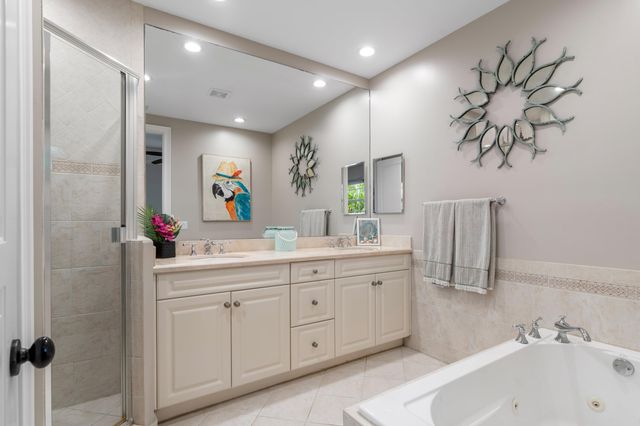1057 E HERITAGE CLUB Circle, Delray Beach, FL 33483
