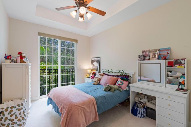 1057 E HERITAGE CLUB Circle, Delray Beach, FL 33483
