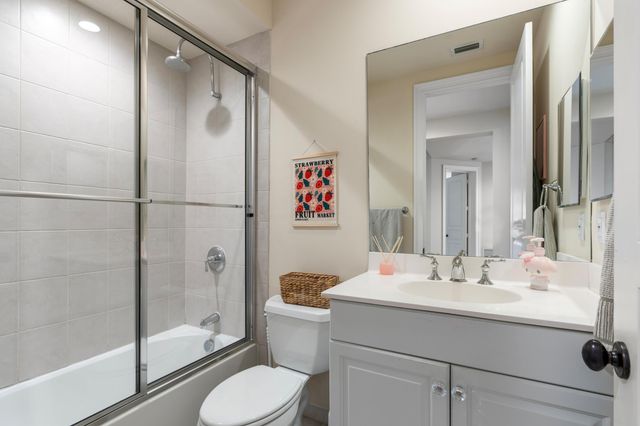 1057 E HERITAGE CLUB Circle, Delray Beach, FL 33483