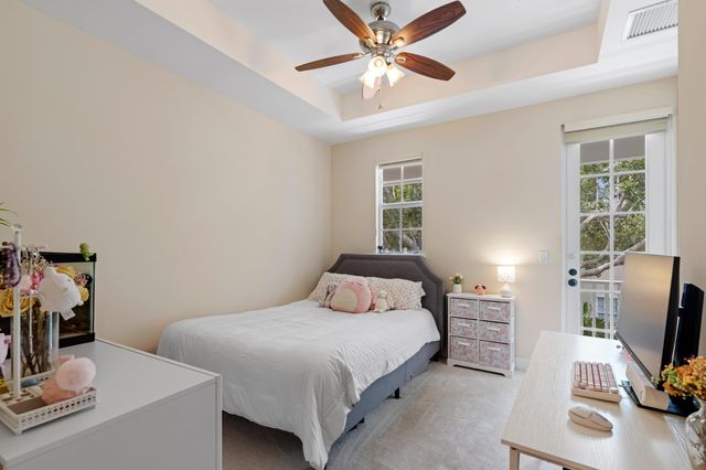 1057 E HERITAGE CLUB Circle, Delray Beach, FL 33483