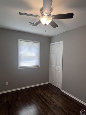 1313 SW Glendale DR, Topeka, KS 66604