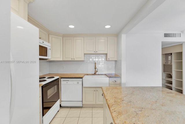 294 Brittany G 294, Delray Beach, FL 33446
