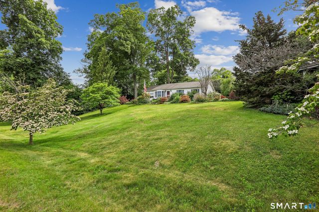 1 Sylvan Road, Danbury, CT 06811