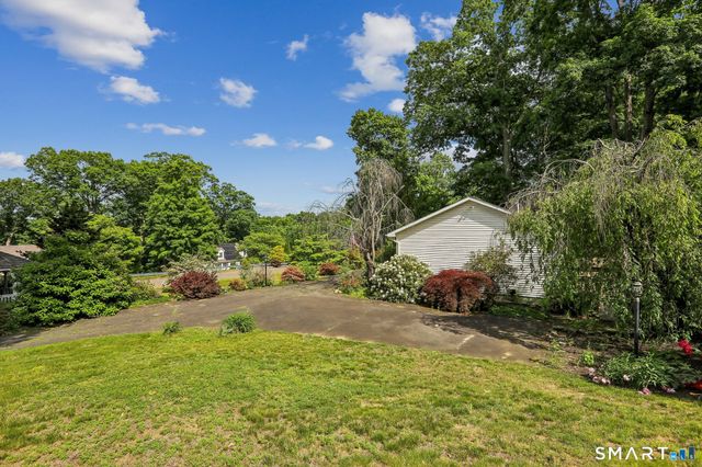 1 Sylvan Road, Danbury, CT 06811