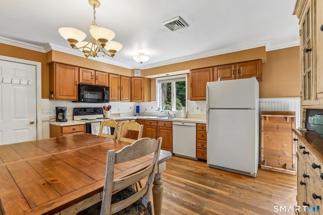 1 Sylvan Road, Danbury, CT 06811