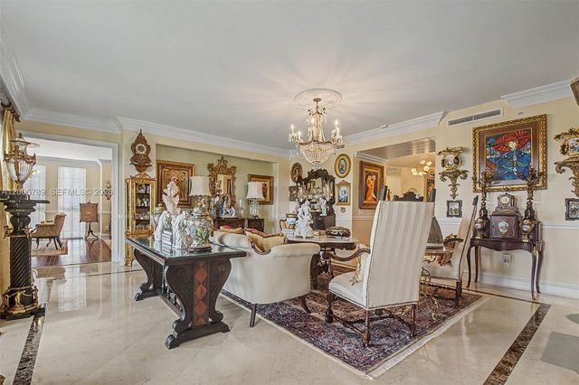 600 Coral Way 5, Coral Gables, FL 33134