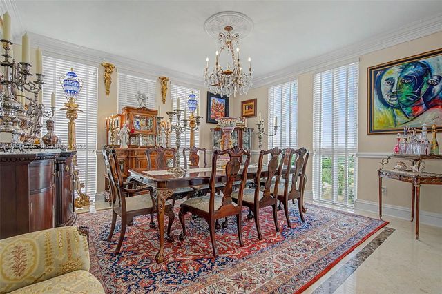600 Coral Way 5, Coral Gables, FL 33134