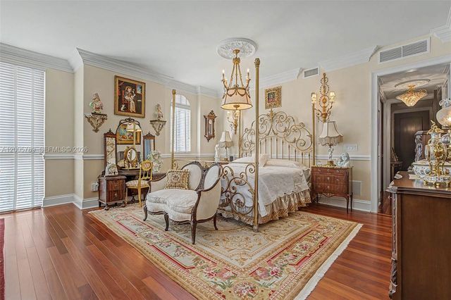 600 Coral Way 5, Coral Gables, FL 33134