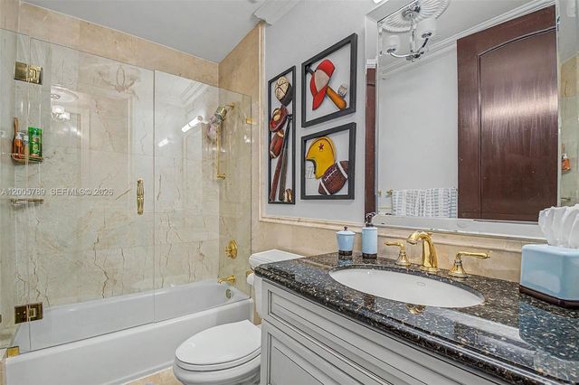 600 Coral Way 5, Coral Gables, FL 33134