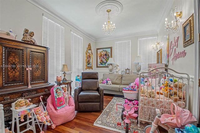 600 Coral Way 5, Coral Gables, FL 33134