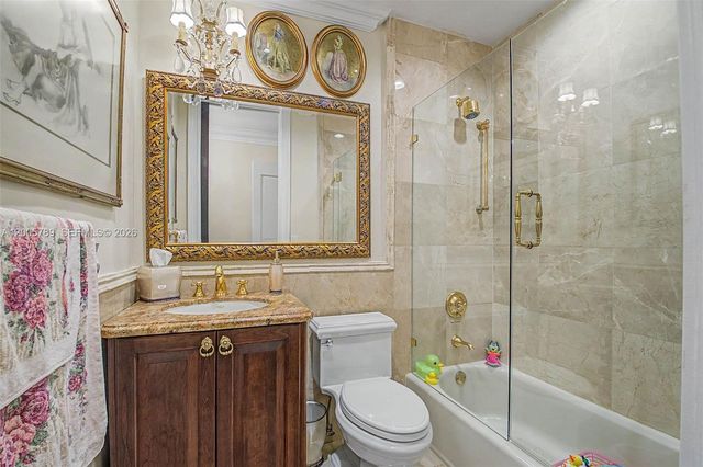 600 Coral Way 5, Coral Gables, FL 33134