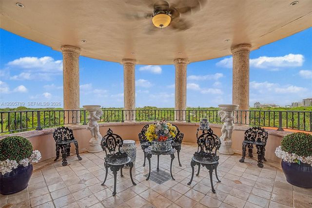 600 Coral Way 5, Coral Gables, FL 33134