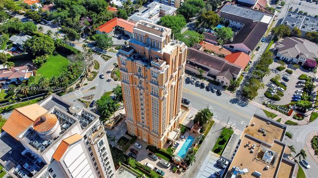600 Coral Way 5, Coral Gables, FL 33134