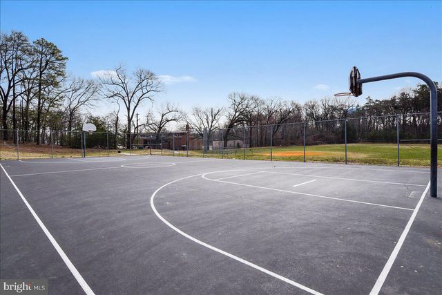1403 SAUNDERS WAY, Glen Burnie, MD 21061