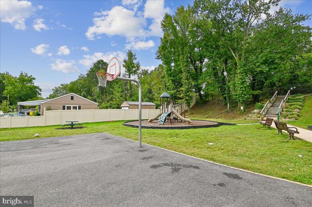 1403 SAUNDERS WAY, Glen Burnie, MD 21061