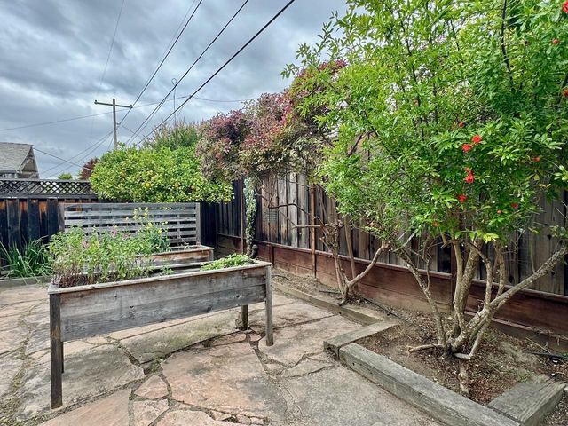 1647 Nilda Avenue, Mountain View, CA 94040