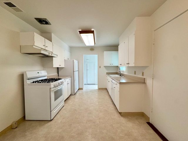 1647 Nilda Avenue, Mountain View, CA 94040