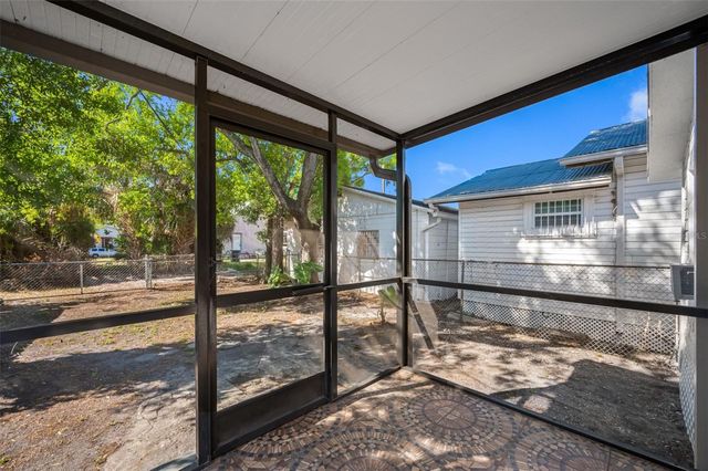 2118 W PALMETTO STREET, Tampa, FL 33607