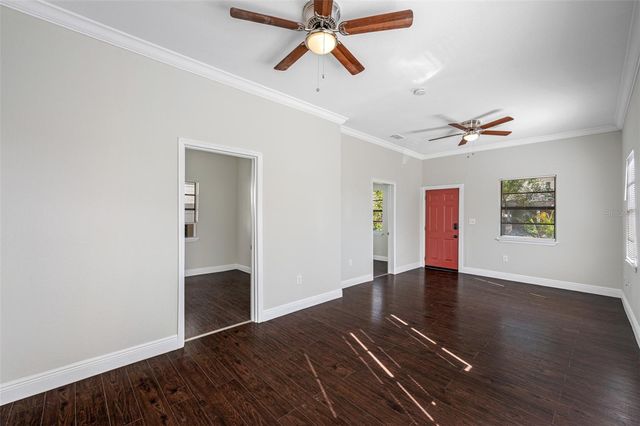 2118 W PALMETTO STREET, Tampa, FL 33607