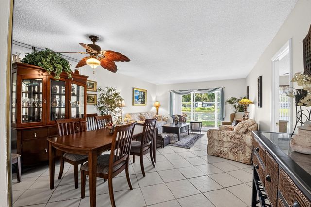 226 LAKE CONSTANCE Drive 226, West Palm Beach, FL 33411