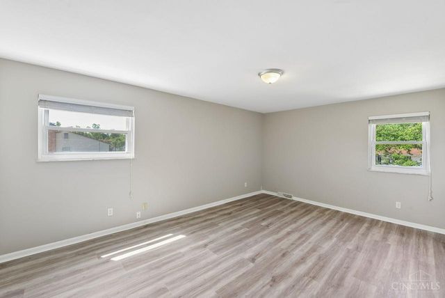 10660 Bridlepath Lane, Sharonville, OH 45241