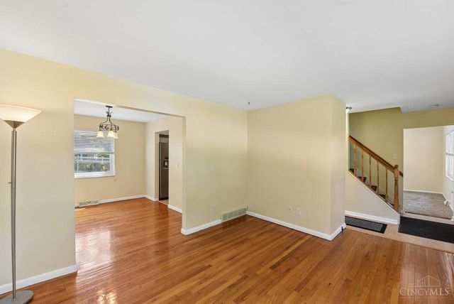 10660 Bridlepath Lane, Sharonville, OH 45241
