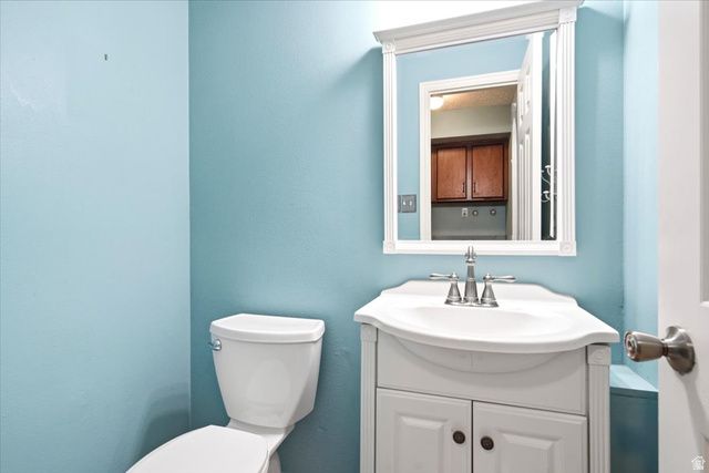 66 E MONTICELLO DR, Kaysville, UT 84037
