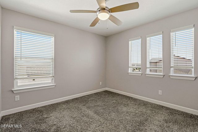 13082 OAKHAMPTON Avenue, El Paso, TX 79928
